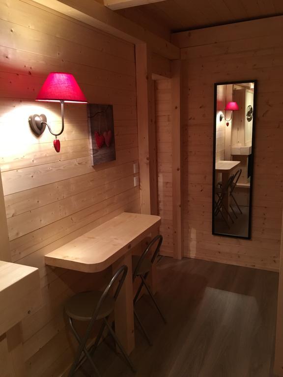Relais Mont Jura Adults Only Bed & Breakfast Lelex Room photo