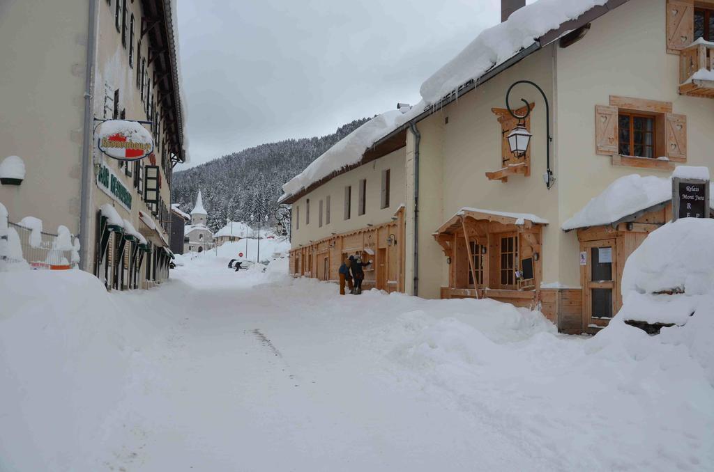 Relais Mont Jura Adults Only Bed & Breakfast Lelex Exterior photo